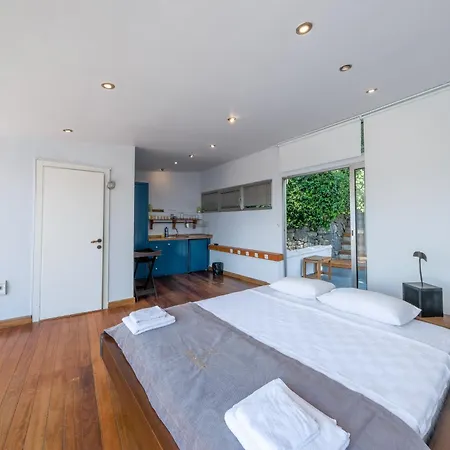 וילה Maison Detroit : Iconic 3br Triplex W/ Great Views