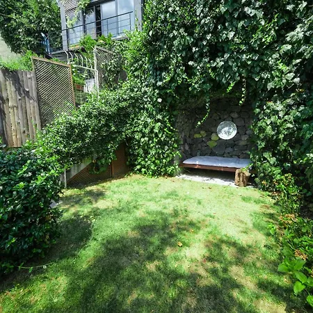 Villa Maison Detroit : Iconic 3br Triplex W/ Great Views Estambul
